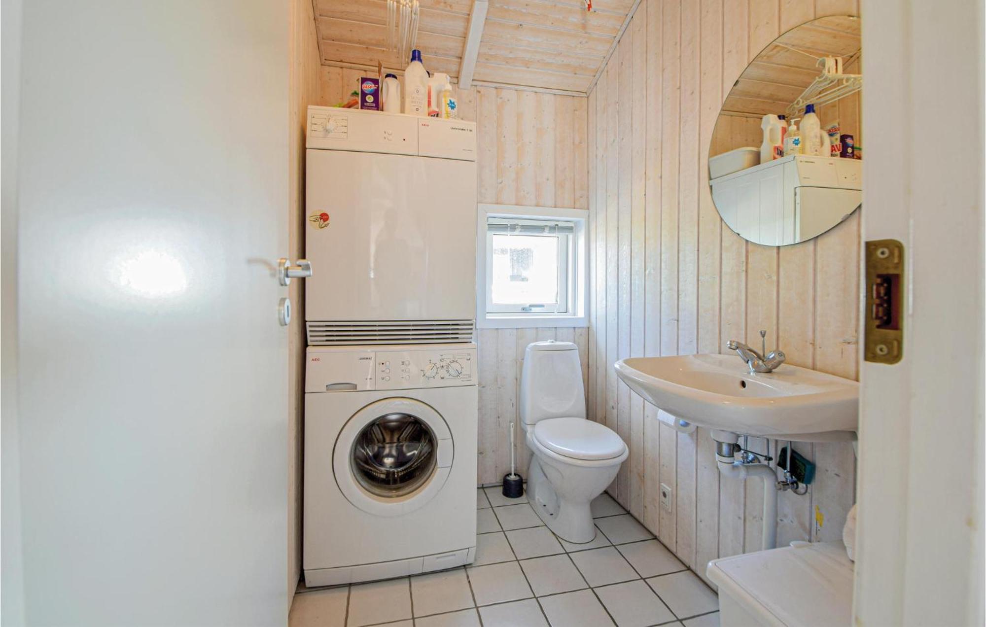 Amazing Home In Bjert With Wifi Binderup Strand Экстерьер фото